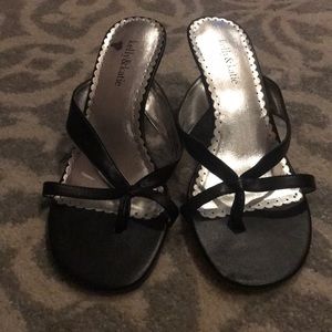 Black straps short heels